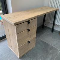 Custom dresser/desk being finished off today with single pin black legs and handmade black sprayed steel pull handles. A lot of work has gone into this but love it!