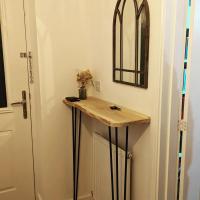 Repurposed the legs from our breakfast bar to make a radiator cover/table by the front door. Way handier having somewhere to drop keys and bits! 
Legs are from thehairpinlegco 

#hairpinlegs #table #diy #liveedge #easedale #taylorwimpey #newbuild #interiordesign