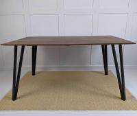 Really pleased with how this turned out. A super modern dining table made from American Black Walnut atop my new favourite table legs... box hairpins from thehairpinlegco 
Finished of course with several coats of osmo_uk matt hard wax oil