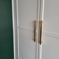 Clearly supposed to be more pics on the last post 🤦‍♀️ Handles!

thehairpinlegco

#paxhack
#paxwardrobes
#ikeapaxhack #1930ssemi #1930srenovation #1930shouse #1930sreno
