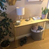 Console table with gold hairpin legs from the thehairpinlegco . It looks glorious ♥⁣
⁣
⁣
⁣
⁣
⁣
⁣
⁣
⁣
⁣
⁣
#console #consoletable #yourstyle #diyfurniture #homerenovation #madeformakers #yourway #interiordesign #colourfulhome #homeinteriors #modernhomes #diyhome #diyprojects # #instadesign #homestyling #homeinspo #interiordecorating #instadecor #decorating #interiordesire #arquiteturadeinteriores #etsy