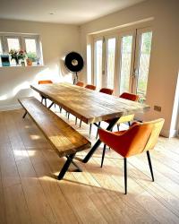 When a client commissions a three metre table with a bench and chairs for their new forever home, wow, just wow!

Last couple of pre-Christmas build slots available if you’d like a new showstopper of a table for your home!

(For the wood geeks - quad jointed every 250mm, 3x8 timber, braced, epoxy grade bond and back filled knots with black epoxy)

A few thanks to festool_uk makitauk osmo_uk littlefairswoodfinishing thehairpinlegco 

#bespokefurniture #handmadefurniture #handmadefurnitureuk #woodworker #carpentry #dawesinteriors #eastleake #interior #interiordesign #diningtable #home #homedecor #interiors #nottinghamshire #smallbusiness