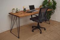 After 5 whole months of this crazy Etsy journey, we’ve FINALLY bought ourselves some proper desk chairs! No more camping chairs or DIY stools made of off cuts😂 They also double up as excellent props👌🏼