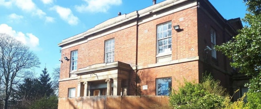 Historic Victorian house to go up for auction priced at £400k
