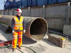 DSJV-Instone-Wharf-London-Underwater-Pile-Cutting-Piles-Marine-4.png
