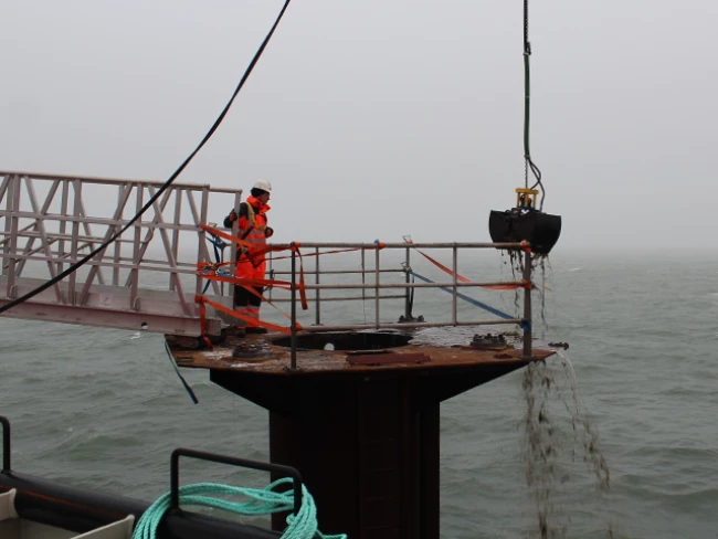 7703-DBB-Pile-Cutting-Underwater-Offshore-Piles-Steel-179.png