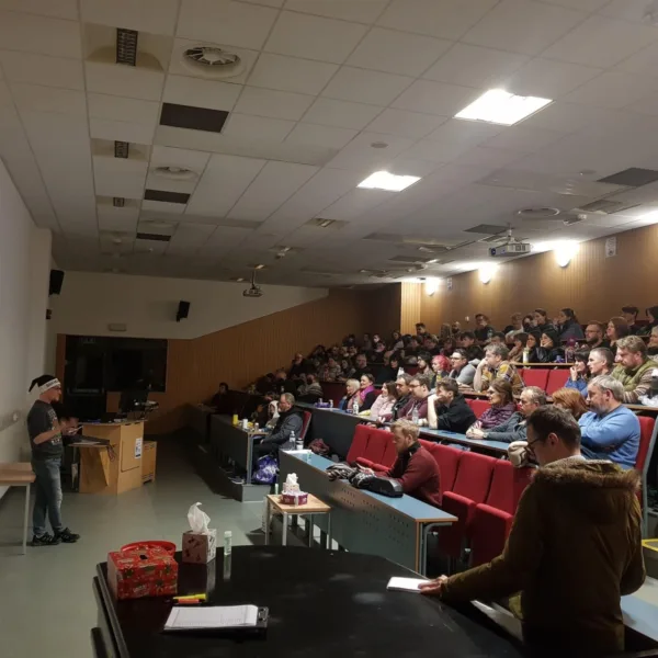Its-A-Wonderful-Life-fundraising-screening_December-2022_Save-the-Belmont-Cinema-campaign.jpeg