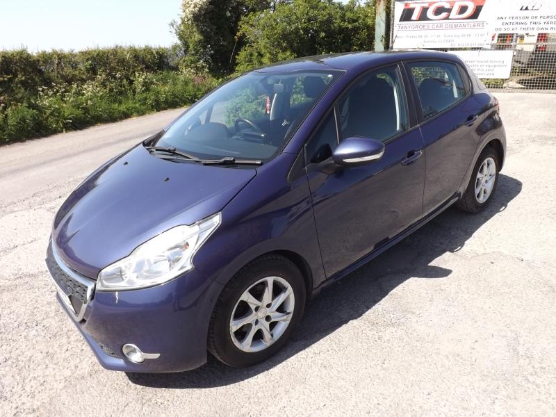 2012 Peugeot 208 Active Hdi 1398cc Turbo Diesel Manual 5 Speed 5 Hatchback