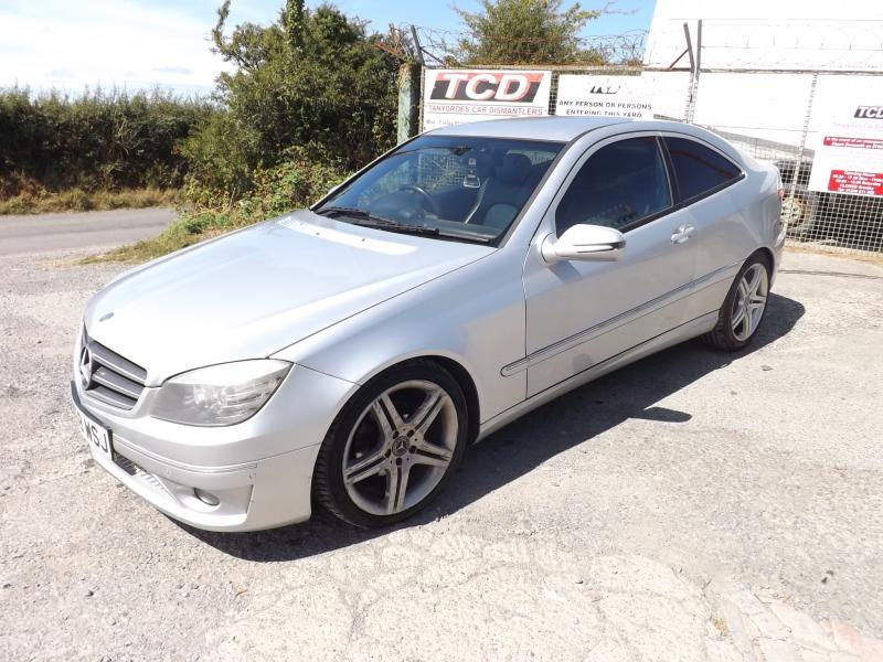 2008 Mercedes Clc-class Clc220 Cdi Sport 2148cc Turbo Diesel Automatic 5 Speed 5 Coupe