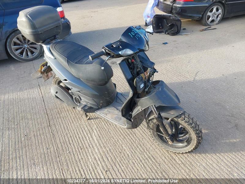 2012 PIAGGIO TYPHOON 124cc PETROL SCOOTER
