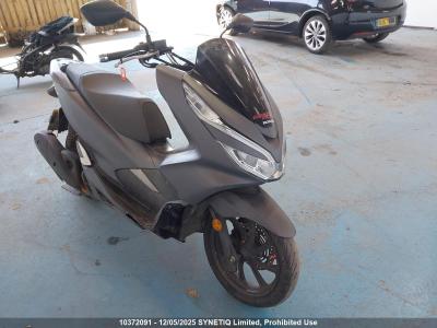 Image of 2019 HONDA WW (PCX) 125-A 125cc PETROL CVT SCOOTER