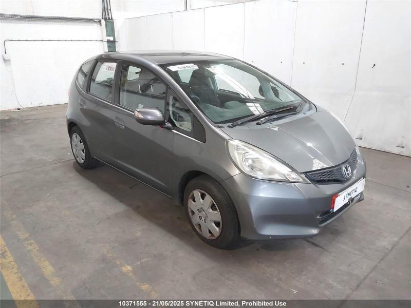 2012 HONDA JAZZ