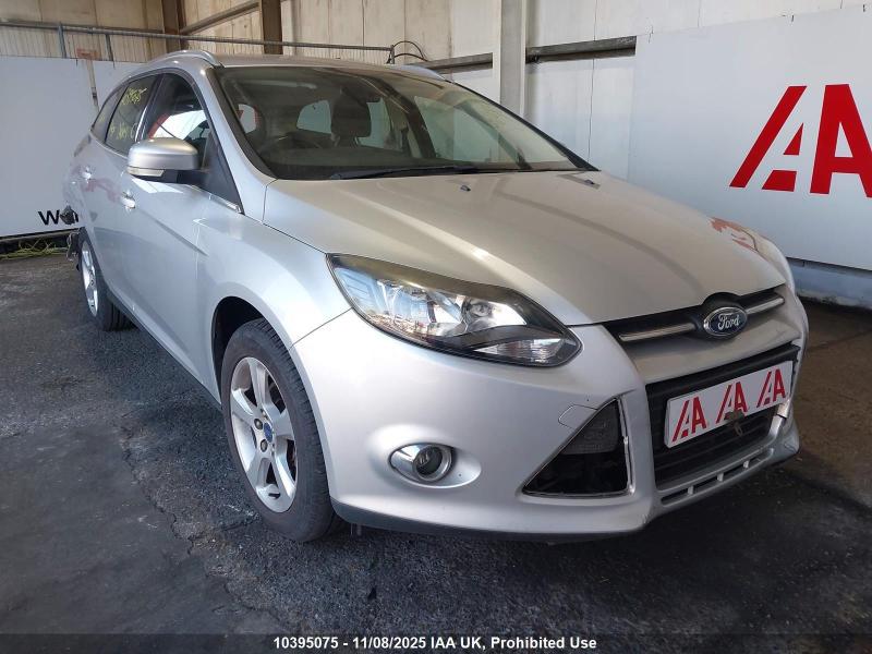 2014 FORD FOCUS ZETEC NAVIGATOR 1596cc PETROL MANUAL 5 Speed 5 DOOR ESTATE