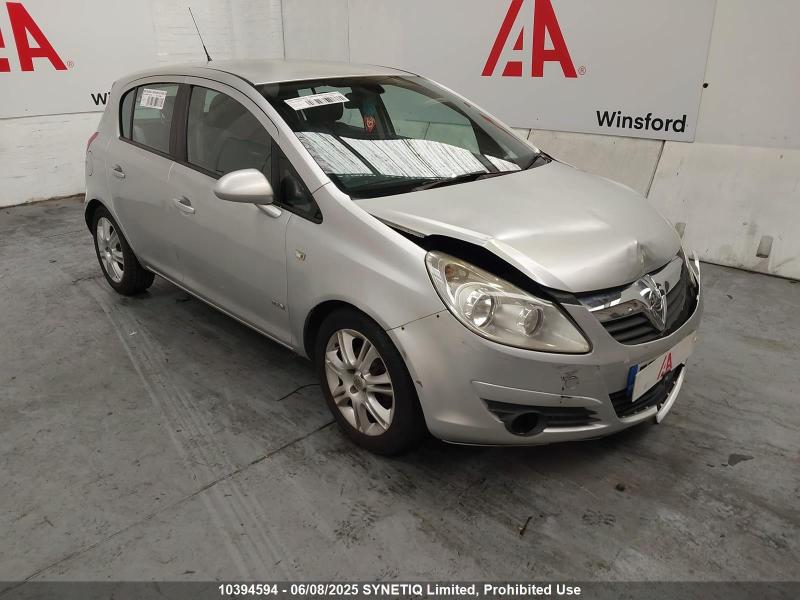 2009 VAUXHALL CORSA DESIGN 16V TWINPORT 1364cc PETROL AUTOMATIC 4 Speed 5 DOOR HATCHBACK
