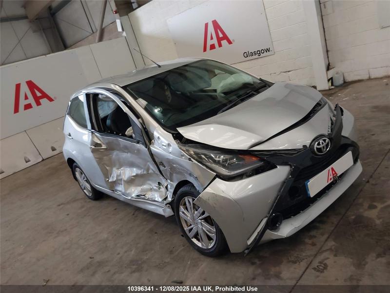 2015 TOYOTA AYGO VVT-I X-PRESSION 998cc PETROL MANUAL 5 DOOR HATCHBACK