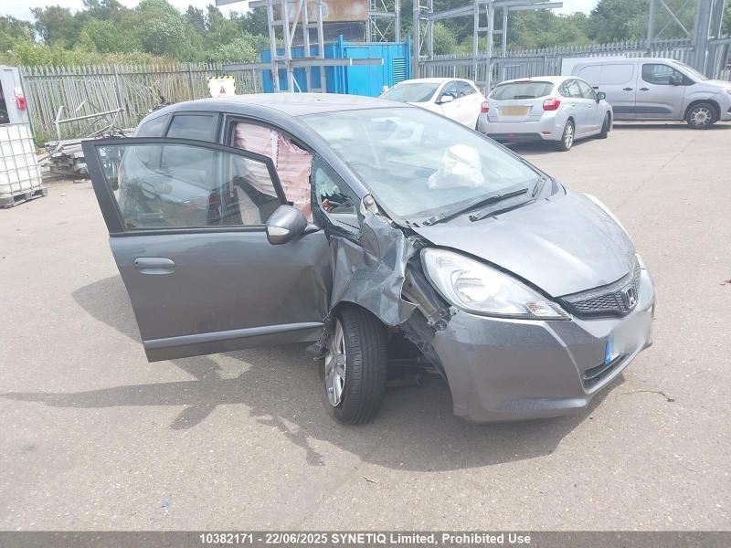 2015 HONDA JAZZ I-VTEC ES PLUS 1339cc PETROL CVT 1 Speed 5 DOOR HATCHBACK