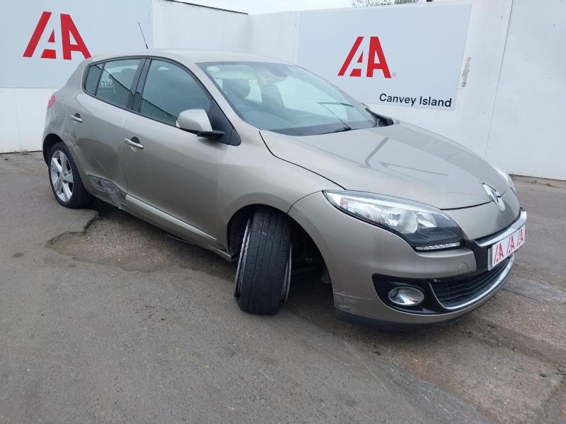 2012 RENAULT MEGANE DYNAMIQUE TOMTOM VVT 1598cc PETROL MANUAL 6 Speed 5 DOOR HATCHBACK
