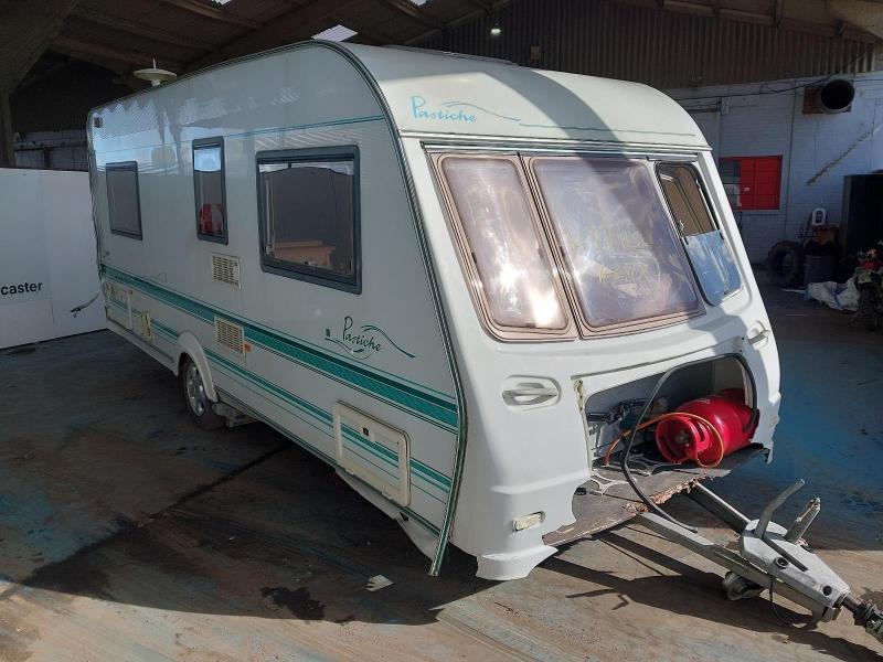COACHMAN CARAVAN