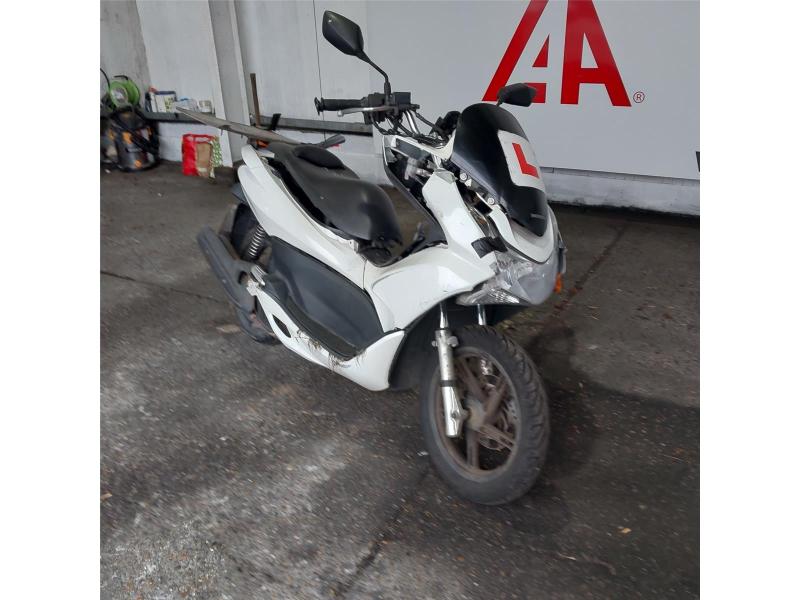 2013 HONDA WW (PCX) 125cc PETROL CVT SCOOTER