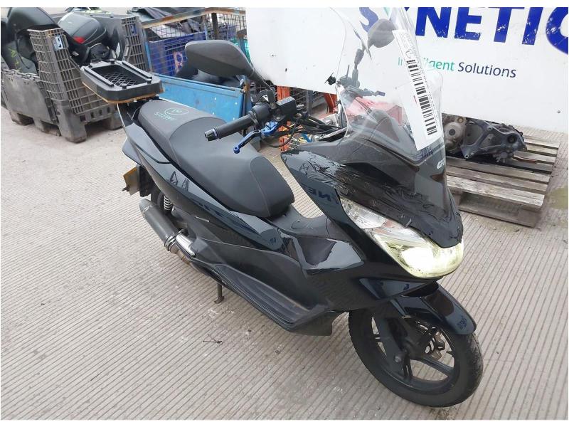 2017 HONDA WW (PCX) 125 EX2-H 125cc PETROL CVT 1 Speed SCOOTER
