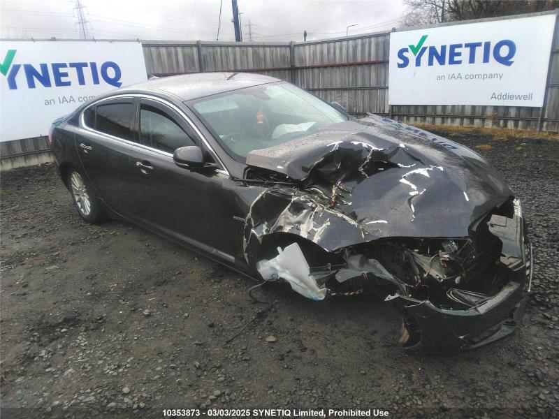 2012 JAGUAR XF D SE 2179cc TURBO DIESEL AUTOMATIC 8 Speed 4 DOOR SALOON