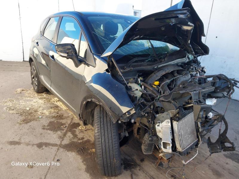 2017 RENAULT CAPTUR DYNAMIQUE NAV TCE 898cc TURBO PETROL MANUAL 5 Speed 5 DOOR HATCHBACK