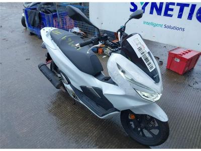 Image of 2019 HONDA WW (PCX) 125-A 125cc PETROL CVT 1 Speed SCOOTER
