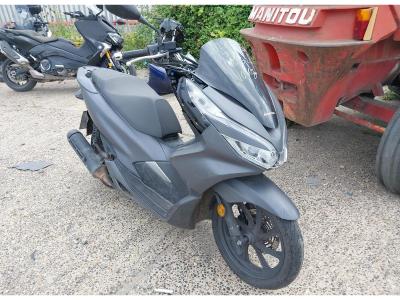 Image of 2019 HONDA WW (PCX) 125-A 125cc PETROL CVT 1 Speed SCOOTER