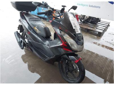 Image of 2016 HONDA WW (PCX) 125 EX2-H 125cc PETROL CVT 1 Speed SCOOTER