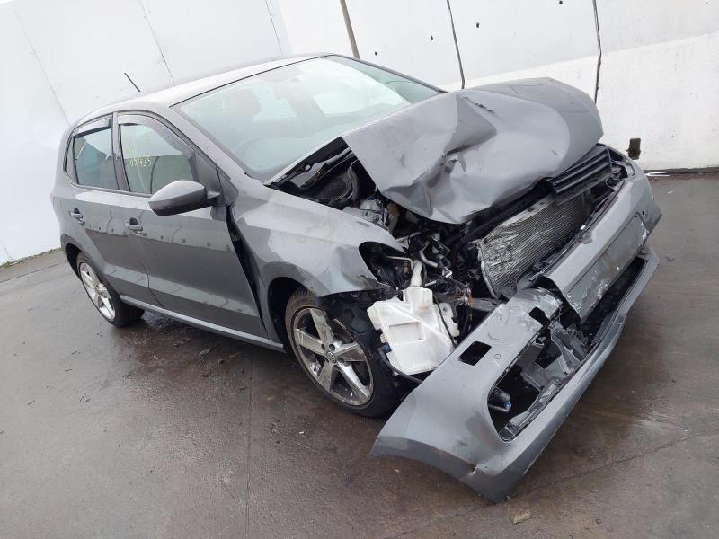 2015 VOLKSWAGEN POLO SEL TSI 1197cc TURBO PETROL MANUAL 6 Speed 5 DOOR HATCHBACK