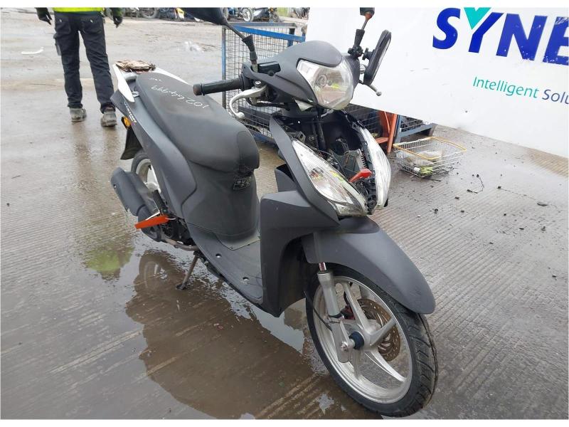 HONDA VISION PETROL AUTOMATIC MOPED