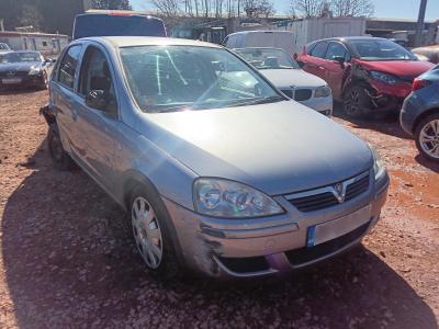 2005 VAUXHALL CORSA DESIGN 16V 1389cc PETROL AUTOMATIC 4 Speed 5 DOOR HATCHBACK