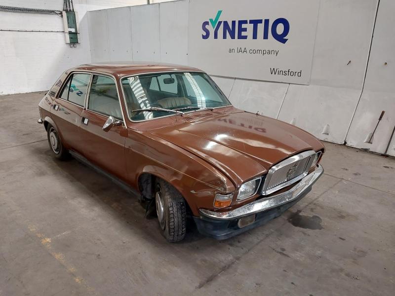 AUSTINEGRO VANDEN PLAS 1750cc