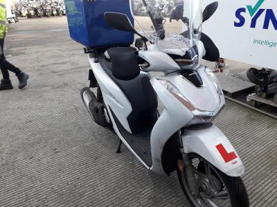 21 Honda Sh 125 Ad L 125cc Scooter At Synetiq Ltd Dn6 7aw