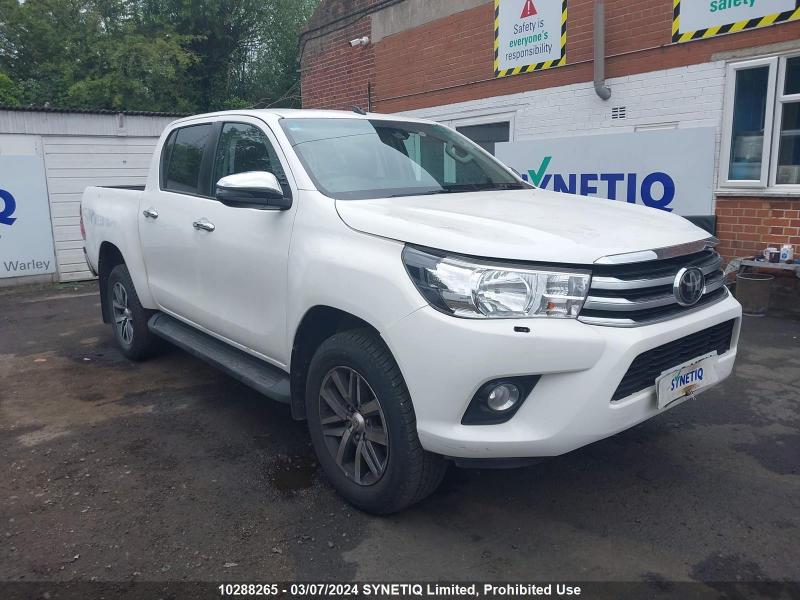 2020 TOYOTA HI-LUX ICON 4WD D-4D DCB 2393cc TURBO DIESEL AUTOMATIC PICK UP