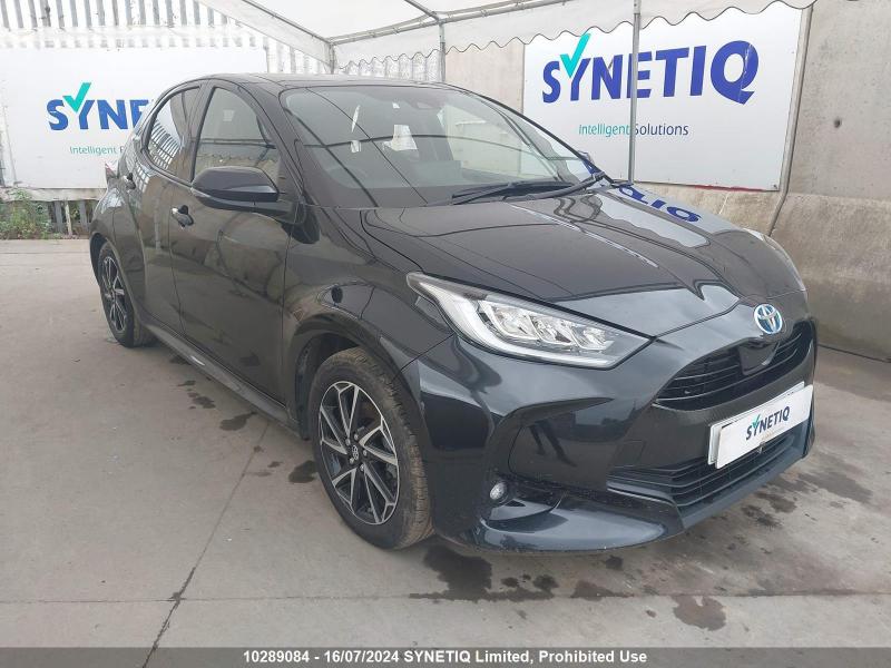 2022 TOYOTA YARIS DESIGN 1490cc PETROL/ELECTRIC CVT 5 DOOR HATCHBACK