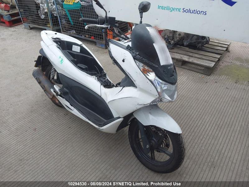 2011 HONDA WW (PCX) 125cc PETROL CVT SCOOTER