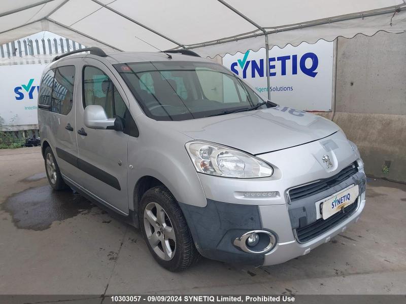 2014 PEUGEOT PARTNER HDI TEPEE OUTDOOR 1560cc TURBO DIESEL MANUAL 5 Speed 5 DOOR MPV