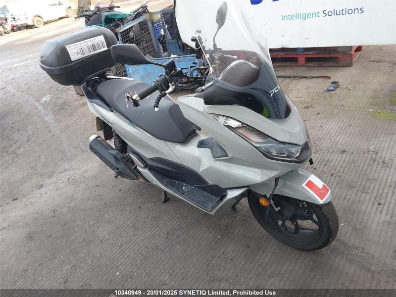 2024 HONDA WW (PCX) 125 A-P 125cc PETROL AUTOMATIC SCOOTER