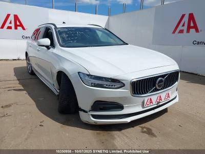 Image of 2023 VOLVO V90 B4 CORE AWD 1969cc TURBO DIESEL AUTOMATIC 5 DOOR ESTATE