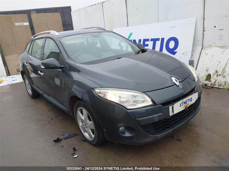 2010 RENAULT MEGANE DYNAMIQUE TOMTOM DCI 1461cc TURBO DIESEL MANUAL 6 Speed 5 DOOR ESTATE