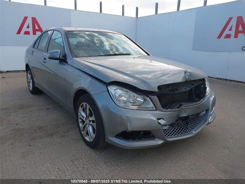 2013 MERCEDES C-CLASS C180 BLUEEFFICIENCY EXECUTIVE 1595cc TURBO PETROL AUTOMATIC 4 DOOR SALOON