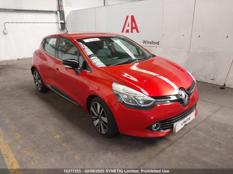 2015 RENAULT CLIO DYNAMIQUE S NAV DCI 1461cc TURBO DIESEL MANUAL 5 Speed 5 DOOR HATCHBACK