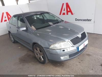 Image of 2005 SKODA OCTAVIA ELEGANCE TDI 1968cc TURBO DIESEL MANUAL 6 Speed 5 DOOR HATCHBACK
