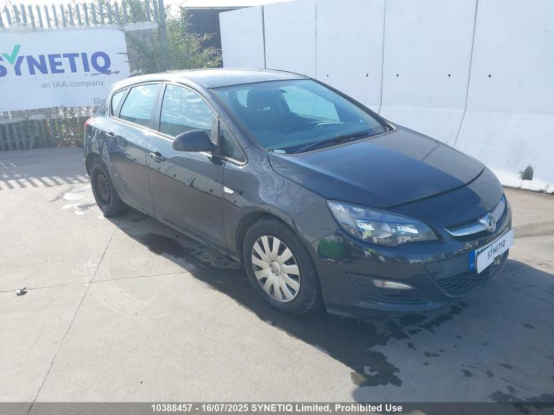 2013 VAUXHALL ASTRA EXCLUSIV CDTI ECOFLEX S/S 1686cc TURBO DIESEL MANUAL 6 Speed 5 DOOR HATCHBACK
