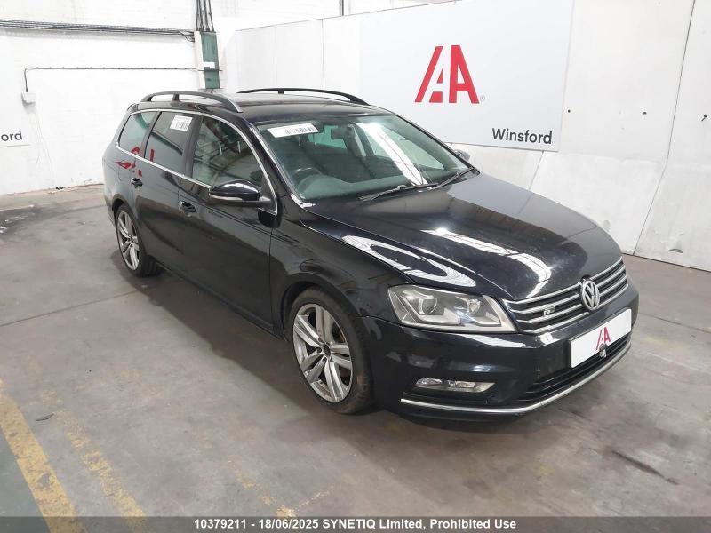 2013 VOLKSWAGEN PASSAT R LINE TDI DSG BLUEMOTION TECH 1968cc TURBO DIESEL SEMI AUTO 6 Speed 5 DOOR ESTATE
