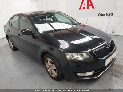 2013 SKODA OCTAVIA SE TDI CR 1598cc TURBO DIESEL MANUAL 5 Speed 5 DOOR HATCHBACK