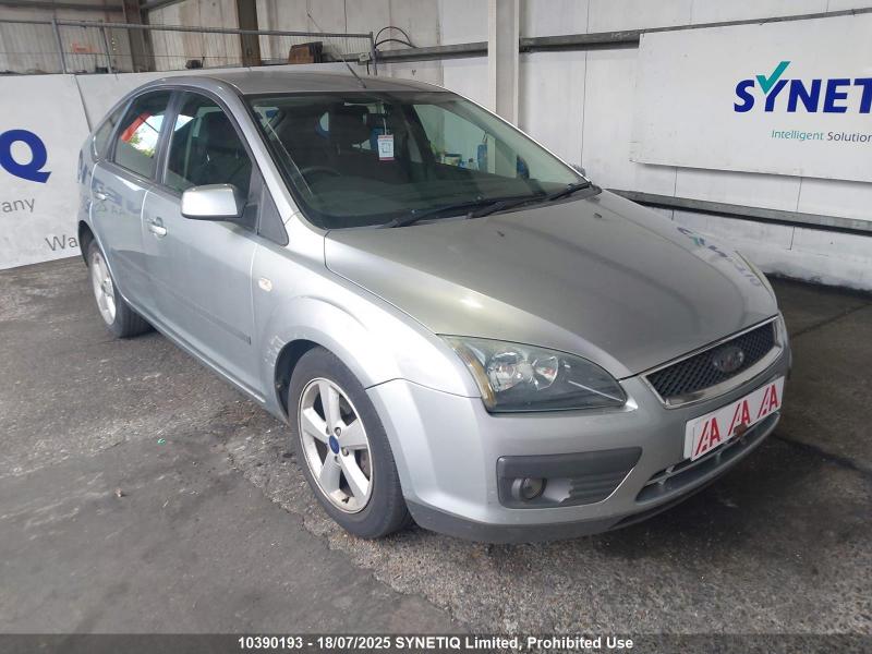 2005 FORD FOCUS ZETEC CLIMATE 16V 1596cc PETROL AUTOMATIC 5 DOOR HATCHBACK
