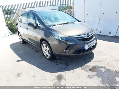Image of 2014 VAUXHALL ZAFIRA TOURER EXCLUSIV CDTI 1956cc TURBO DIESEL MANUAL 6 Speed 5 DOOR MPV