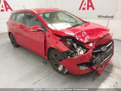 Image of 2015 HYUNDAI I30 CRDI SE NAV BLUE DRIVE 1582cc TURBO DIESEL SEMI AUTO 7 Speed 5 DOOR ESTATE